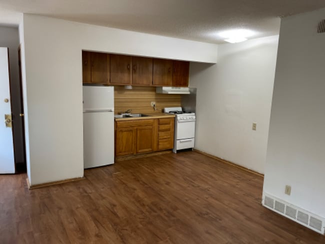 Photo - 1008 S 30th Ave Apartment