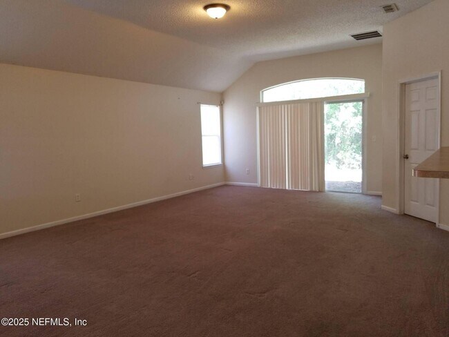 Foto del edificio - 6833 Morse Oaks Dr