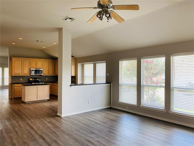 Foto del edificio - 4817 Heber Springs Trail