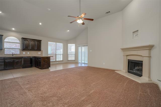 Building Photo - 1437 Castlegar Ln