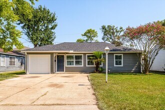 Building Photo - 6742 Feldspar St