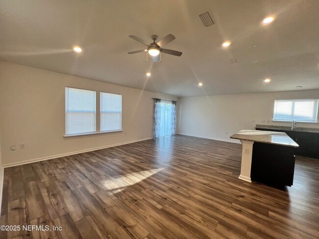 Building Photo - 463 Red Dahlia Ln