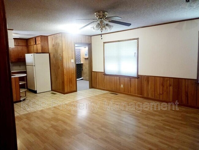 Foto del edificio - 600 Paw Paw Rd