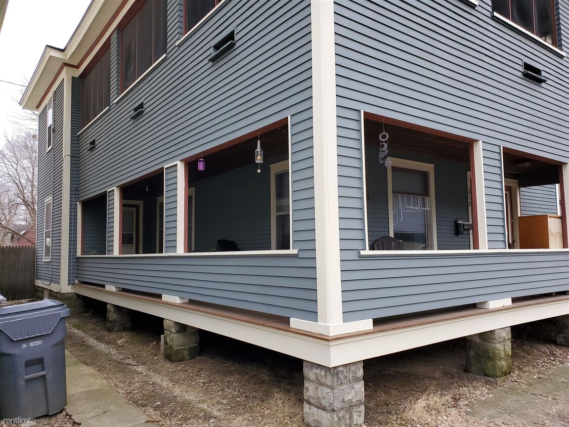 Primary Photo - 2 br, 1 bath Apartment - 813 Ferris Ct