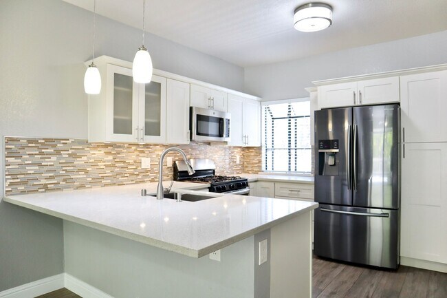 Foto del edificio - Charming condo in Fremont - great location...
