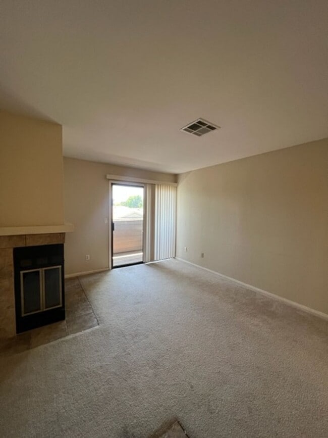 Photo - Nice 1 Bedroom and 1 Bathroom Condo $1,450.00