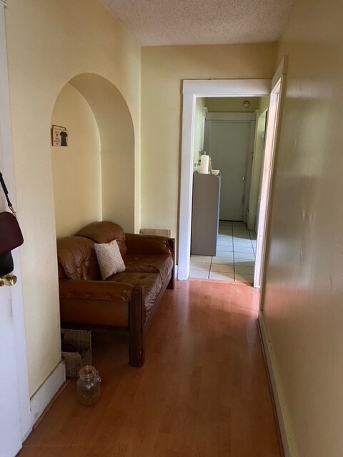 pasillo - 1707 Park Ave