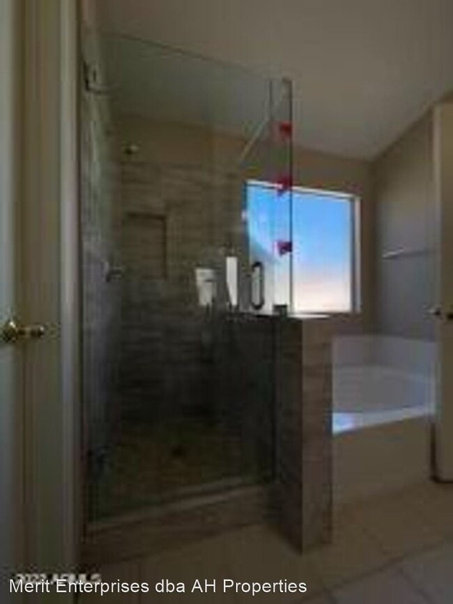 Foto del edificio - 3 br, 2 bath House - 7724 E DOVER ST