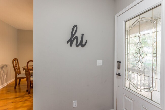 Building Photo - 3 Bedroom Home in Massanutten!!!