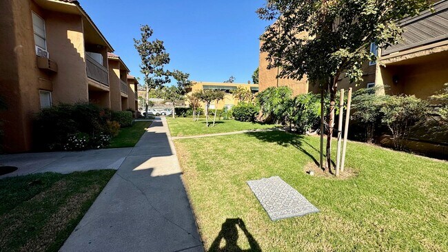 Foto del edificio - 6901 Alvarado Rd