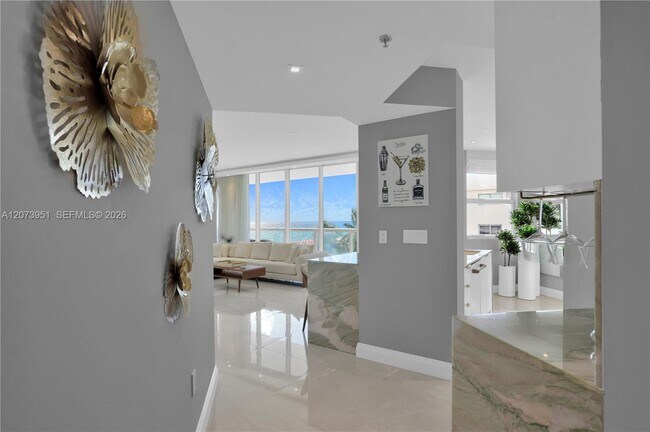 Foto del edificio - 4201 Collins Ave