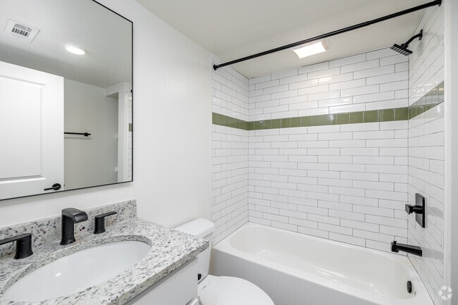 2BR, 1BA - 915SF - Bathroom - Canopy East Lake Apartments