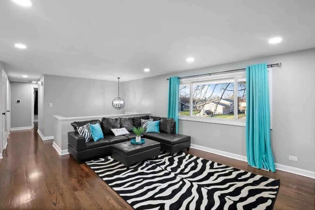 Building Photo - 409 Clifton Ct