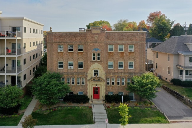 Building Photo - Furlow Apartments