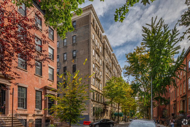 Building Photo - Florence Court Cooperative