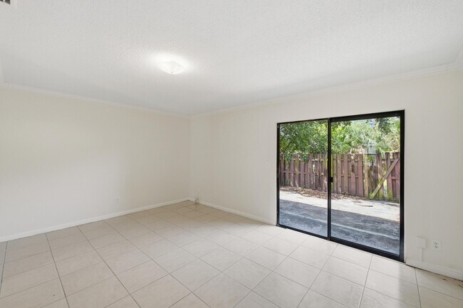 Foto del edificio - 5154 Breckenridge Pl