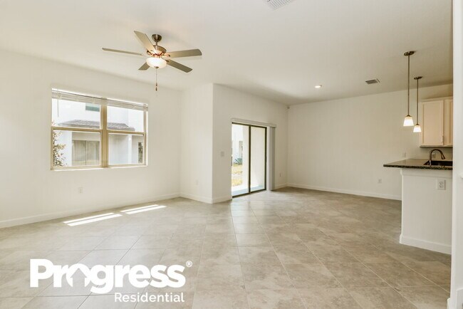 Building Photo - 3087 Bryant Park Dr