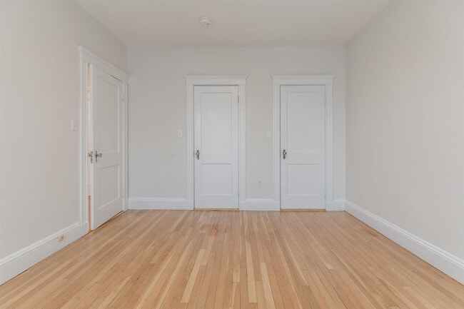 Building Photo - 30 Langdon St