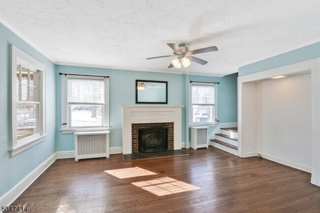 Building Photo - 58 Brooklake Rd