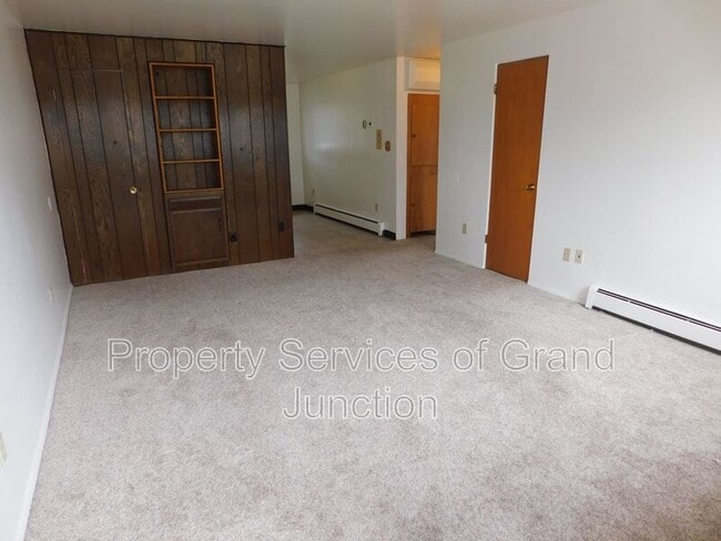 Photo - 2855 Elm Cir Apartment