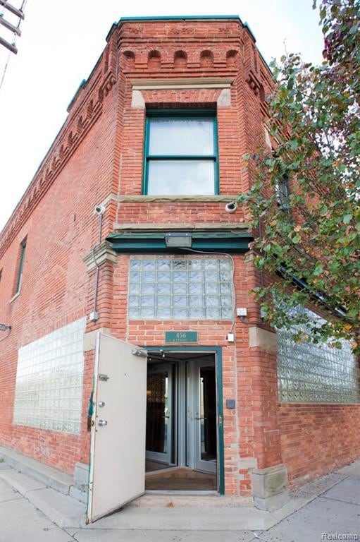 Building Photo - 456 East Milwaukee Avenue