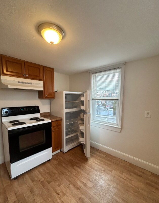 Photo - 67 Pleasant St Apartment