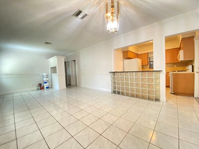 Foto del edificio - 1190 NE 145th St