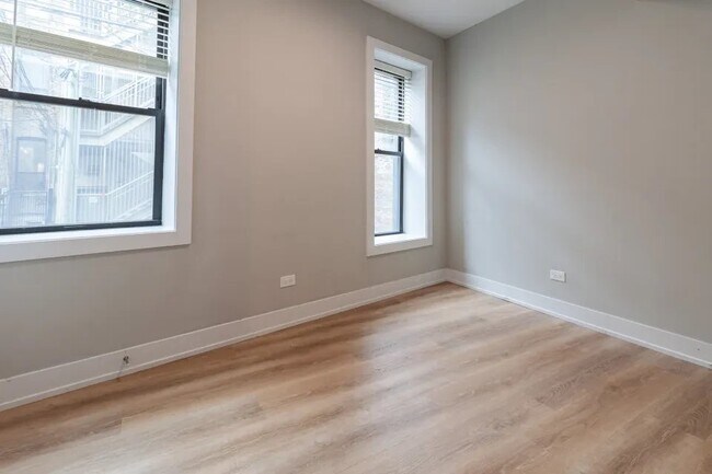 Foto del edificio - 428 W Belden Ave