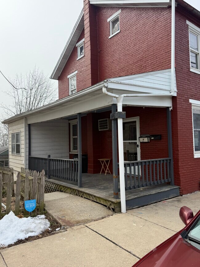 Foto del edificio - 46-101 E Hummelstown St