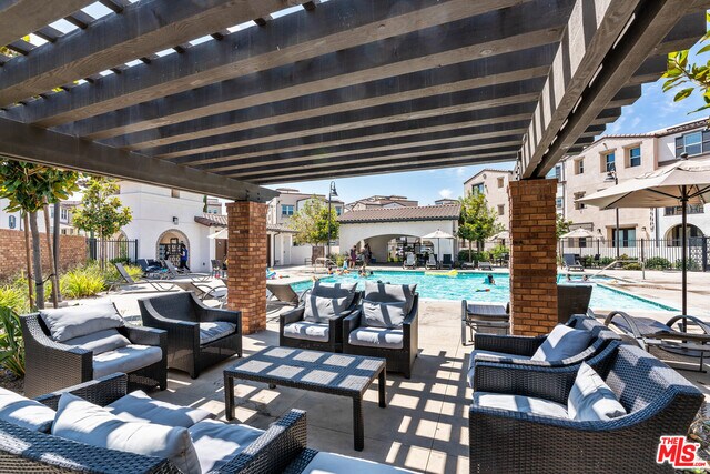 Foto del edificio - 543 W Foothill Blvd