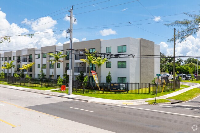 Foto del edificio - Palm Gardens