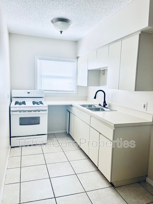 Foto del edificio - 1725 5th St N