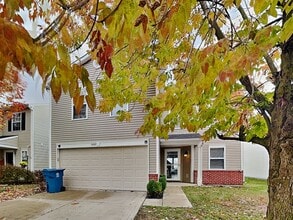 Building Photo - 9207 Wandflower Dr Building Photo - 9207 Wandflower Dr