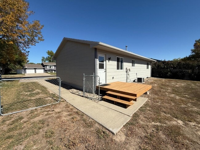 Foto del edificio - 4653 Williams St
