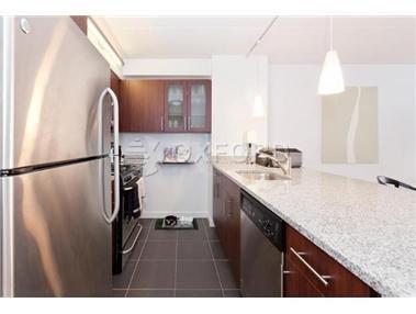 Building Photo - 553 W 23rd St