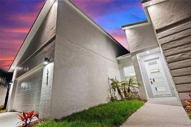 Foto del edificio - 643 James Ct