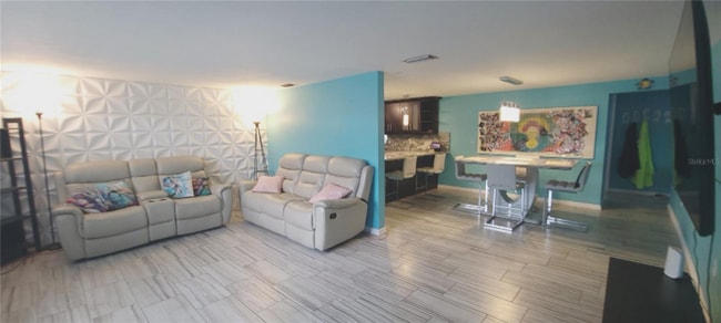 Building Photo - 11241 Linden Ln