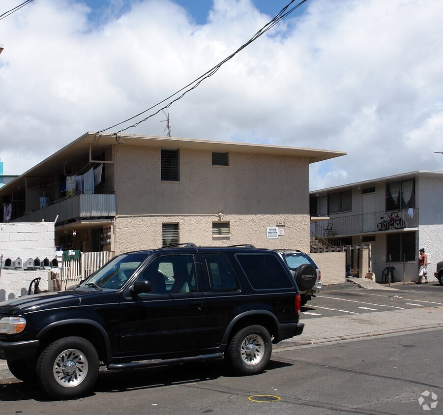 Building Photo - 94-115 Pupukahi St
