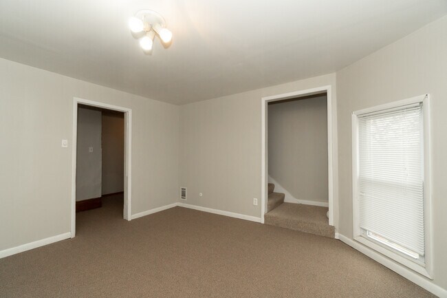 Building Photo - 515 Franklin St