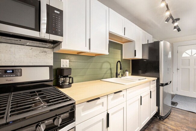 Foto del edificio - 37 Gold Ave NW