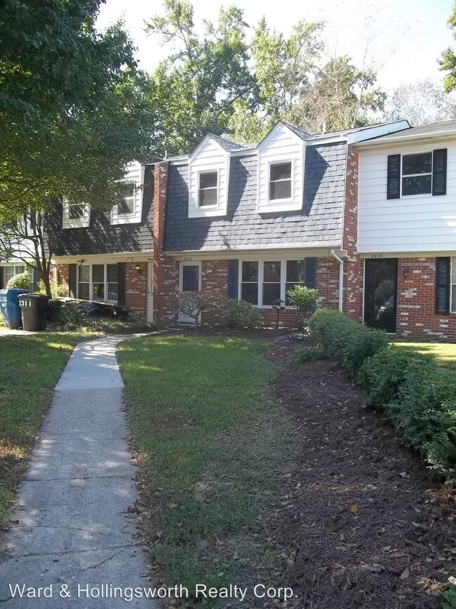 Building Photo - 3 br, 1.5 bath House - 2313 Brigadoon Ct