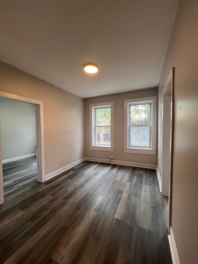 Foto del edificio - 238 Fowler Ave