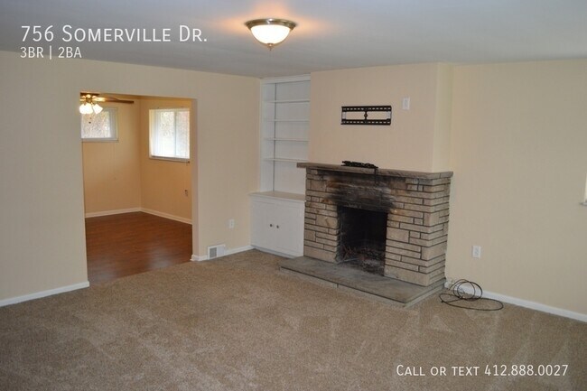 Foto del edificio - 756 Somerville Dr