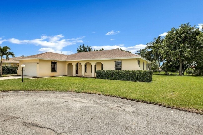 Building Photo - 6504 Heather Way