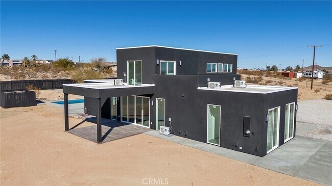 Foto del edificio - 3460 Stonehill Ave