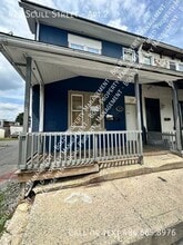 Building Photo - 429 Scull St