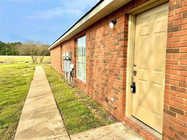 Foto del edificio - 5931 Brewbaker Blvd