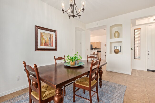 dining - 16600 N Thompson Peak Pky