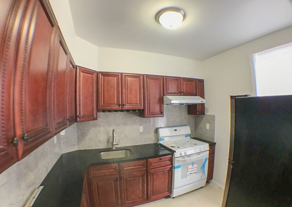 Primary Photo - 8325 5th Ave