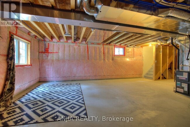 Building Photo - 80 RADIAL Dr